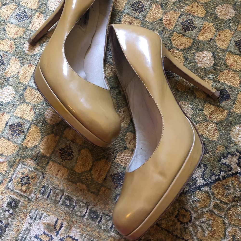 LK Bennett Pumps